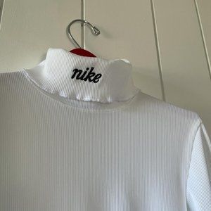 Vintage Nike ribbed long sleeve turtleneck embroidered